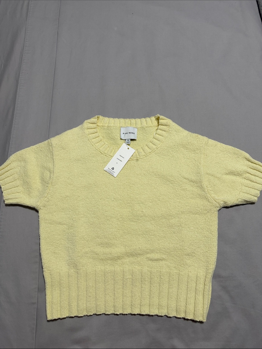 New! Short-Sleeve Crew Cotton Women’s Sweater in Pale Yellow
